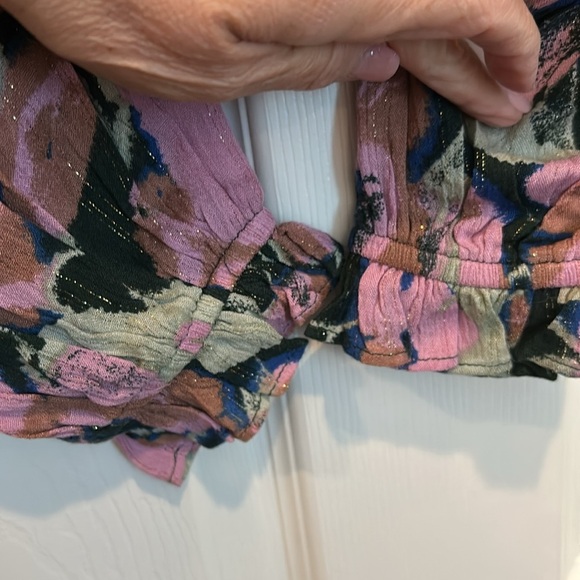 SAM EDELMAN Misha Printed Smocked Ruffle Top - Picture 7 of 12